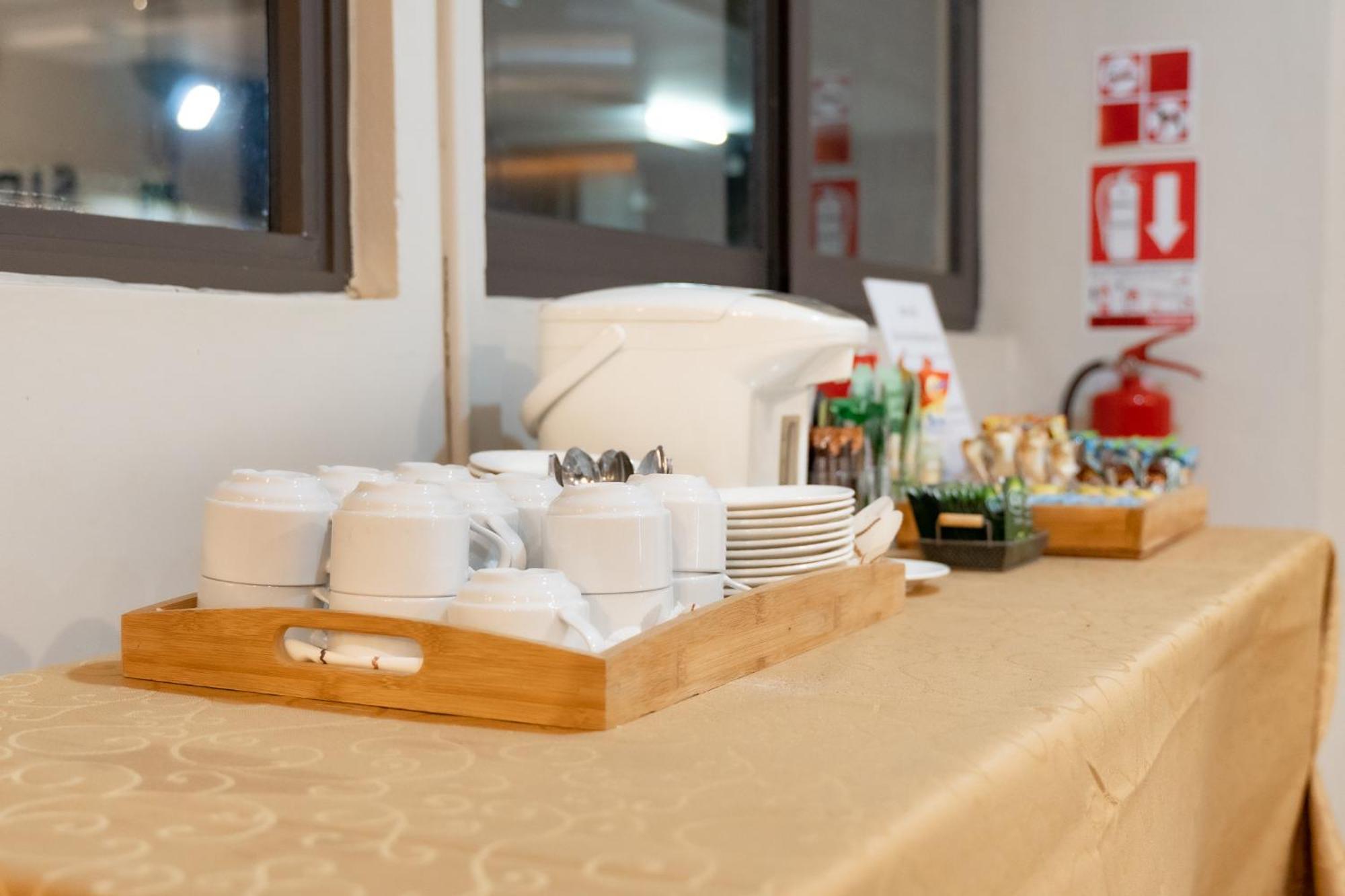 Siri Hotel Wientian Zewnętrze zdjęcie
