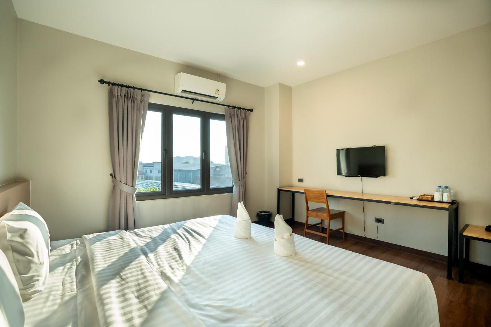 Siri Hotel Wientian Zewnętrze zdjęcie