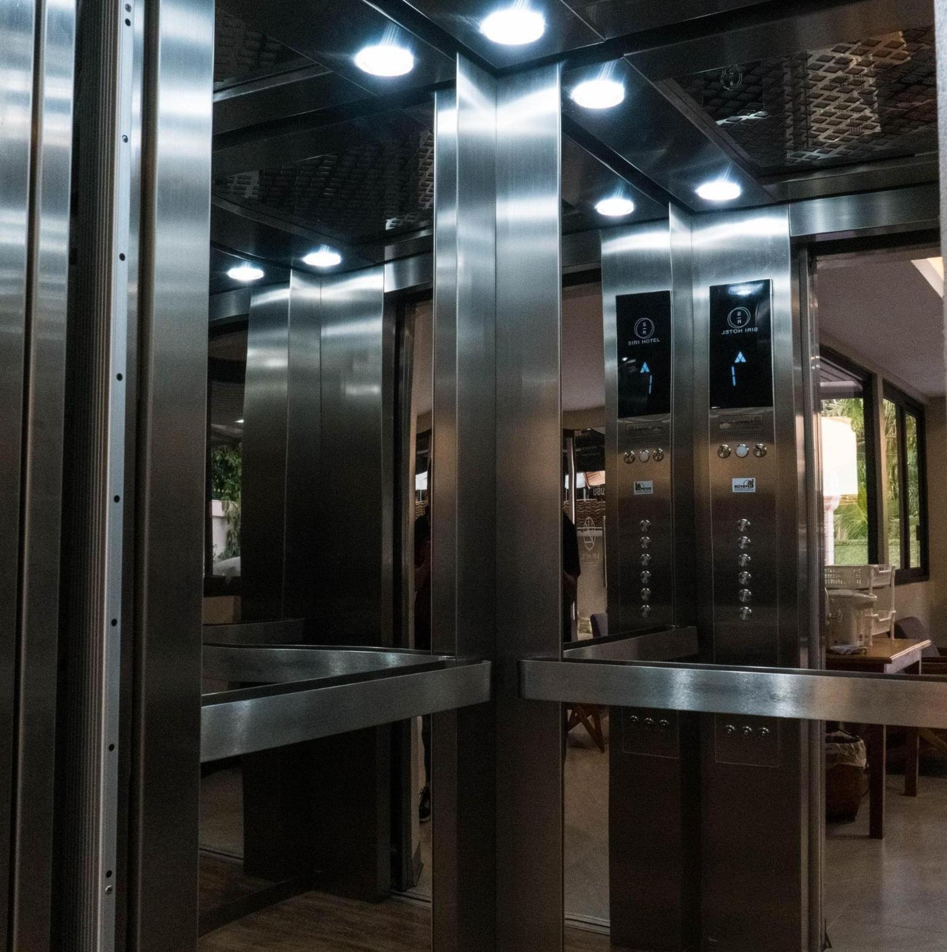Siri Hotel Wientian Zewnętrze zdjęcie